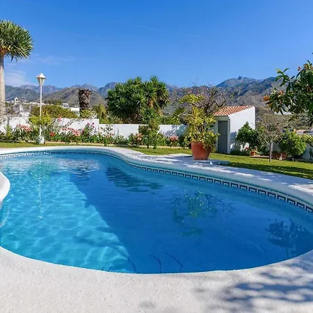 Angeles Villa Nerja